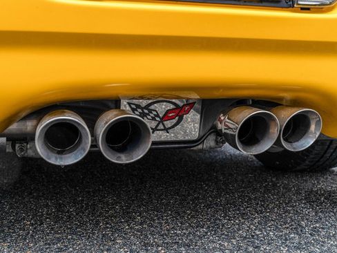 Used 2001 Chevrolet Corvette Convertible w/ Preferred Equipment Group2 image 83