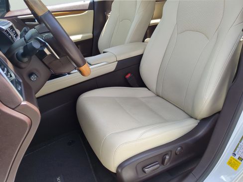 Used 2020 Lexus RX 350 AWD w/ Premium Package image 24