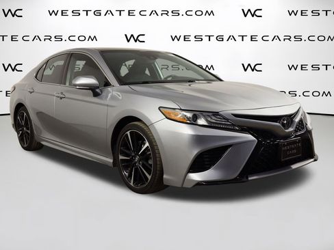 Used 2019 Toyota Camry XSE image 41
