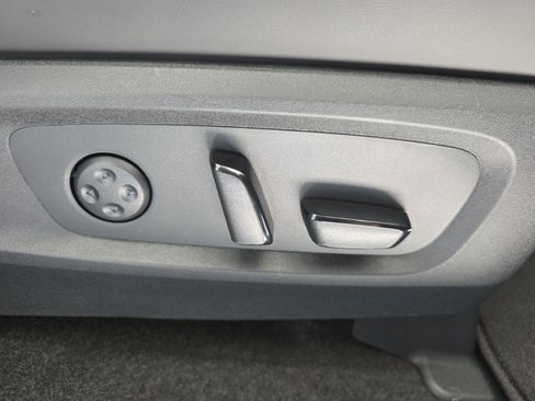 New 2026 INFINITI QX60 Luxe w/ Cargo Package image 11