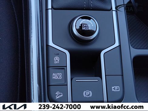 New 2026 Kia Sorento LX FWD image 28