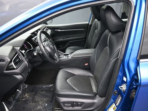 Certified 2019 Toyota Camry XSE w/ Carpet Mat Package image 19
