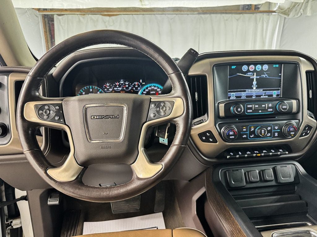 Used 2017 GMC Sierra 1500 Denali w/ Denali Ultimate Package AWD/4WD image 12