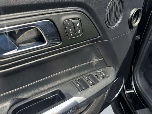 Used 2015 Ford Mustang GT Premium w/ Equipment Group 401A RWD image 20
