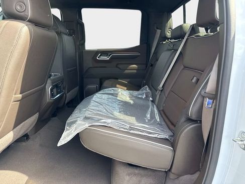 New 2026 GMC Sierra 1500 Denali w/ Technology Package AWD/4WD image 12