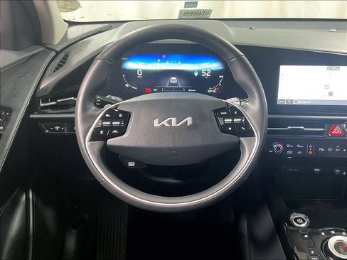 Used 2023 Kia Niro Wind w/ Wind Preserve Package image 18