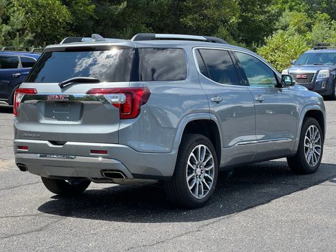 Certified 2023 GMC Acadia Denali w/ Denali Ultimate Package FWD image 22
