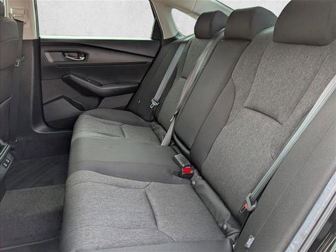 Used 2025 Honda Accord LX image 18