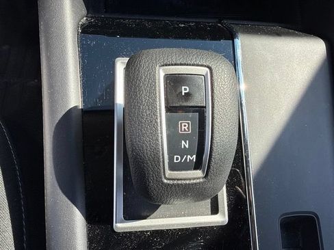 Used 2023 Mitsubishi Outlander ES AWD/4WD image 15