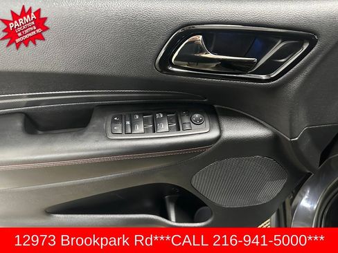 Used 2023 Dodge Durango R/T w/ Blacktop Package AWD/4WD image 8