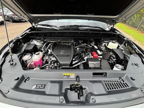 Used 2023 Toyota Highlander LE FWD image 58