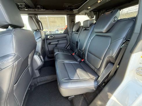 New 2025 Ford Bronco Outer Banks image 31