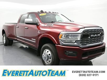 Used 2022 RAM 3500 Limited w/ Body Color Bumper Group