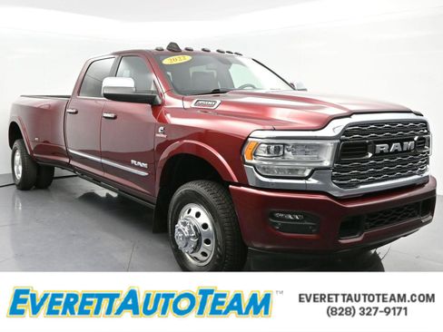 Used 2022 RAM 3500 Limited w/ Body Color Bumper Group image 1