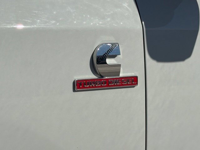 Used 2024 RAM 3500 Tradesman w/ Chrome Appearance Group AWD/4WD image 14