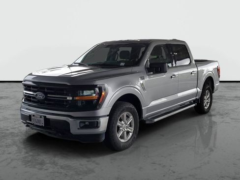 Used 2025 Ford F150 XLT w/ Equipment Group 301A Standard image 4