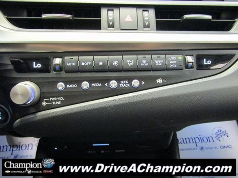 Used 2021 Lexus ES 350 image 27