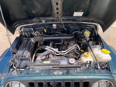 Used 2004 Jeep Wrangler X w/ Wheel Plus Group AWD/4WD image 20