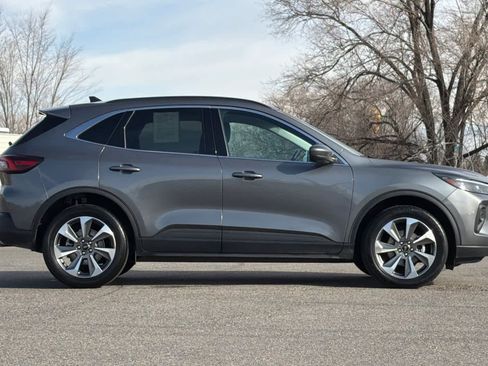 Used 2024 Ford Escape Platinum image 8