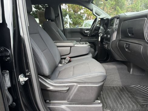 Used 2019 Chevrolet Silverado 1500 Custom Trail Boss w/ Custom Convenience Package image 30