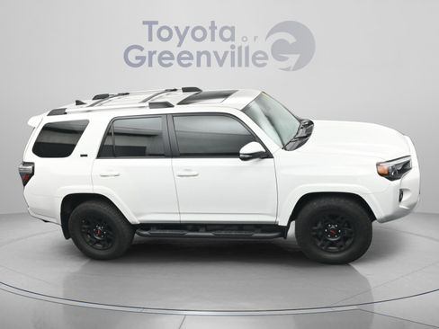Used 2023 Toyota 4Runner SR5 Premium w/ Moonroof Package RWD image 19