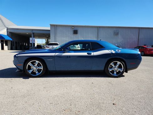 Certified 2021 Dodge Challenger R/T w/ Plus Package image 6