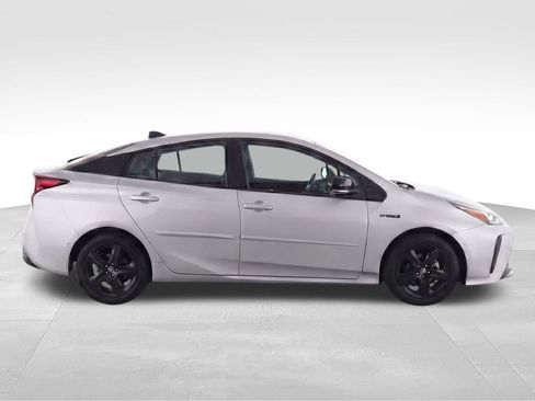 Used 2022 Toyota Prius image 9