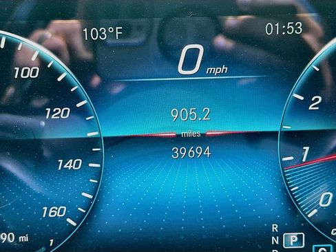 Used 2022 Mercedes-Benz E 350 Sedan image 12