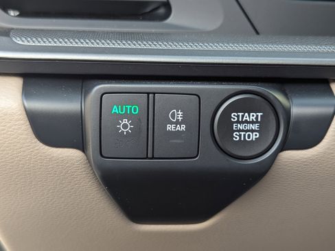 Certified 2025 Porsche 911 Carrera image 29