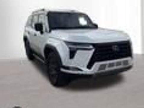 Used 2024 Lexus GX 550 AWD/4WD image 5