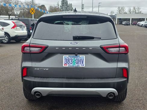 Used 2023 Ford Escape Active image 7