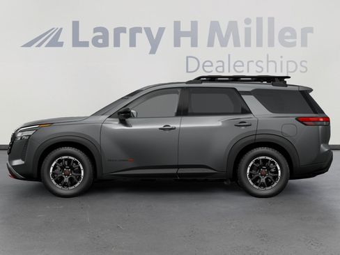 New 2026 Nissan Pathfinder Rock Creek w/ Rock Creek Premium Package AWD/4WD image 8