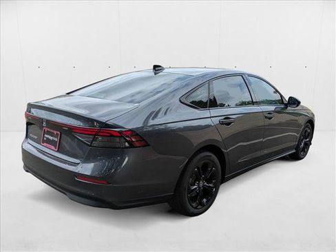 New 2025 Honda Accord SE image 5