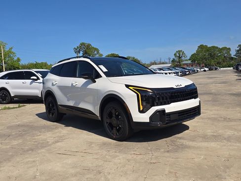 New 2026 Kia Sportage X-Line AWD/4WD image 2
