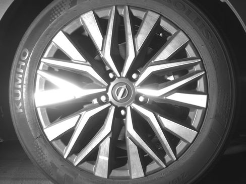 Used 2025 Nissan Altima 2.5 SV image 13