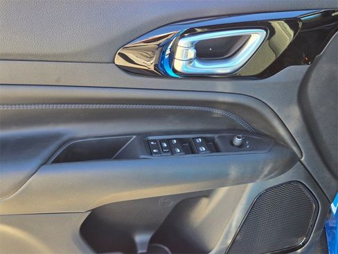 New 2026 Jeep Compass Latitude image 10