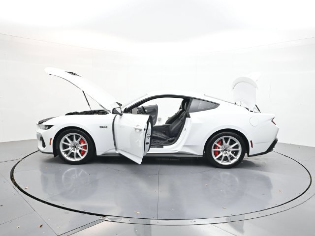 Used 2024 Ford Mustang GT Premium RWD image 44