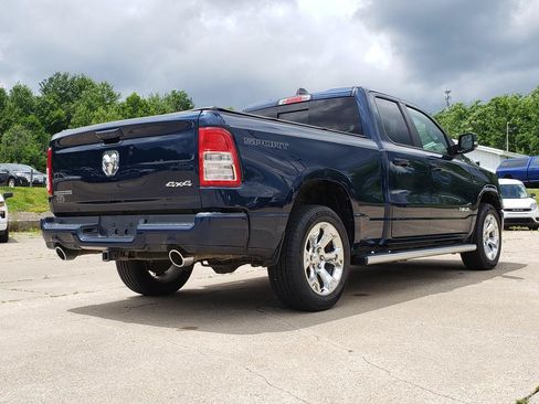 Used 2022 RAM 1500 Big Horn AWD/4WD image 3