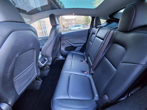 Used 2023 Tesla Model Y Long Range image 60