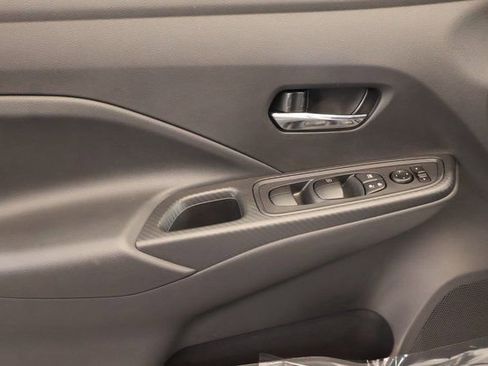 New 2025 Nissan Versa SV w/ Trunk Package image 9