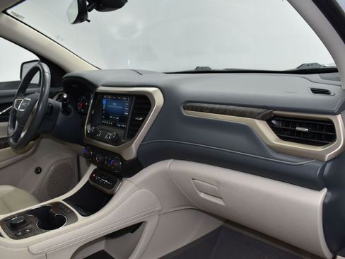 Used 2021 GMC Acadia Denali w/ Denali Technology Package image 24