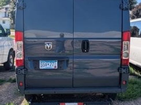 Used 2018 RAM ProMaster 2500 FWD image 5