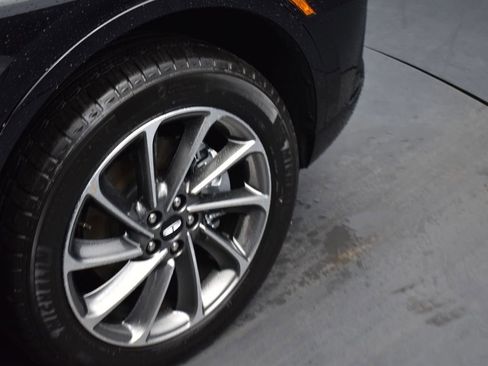 New 2026 Lincoln Corsair Grand Touring image 18