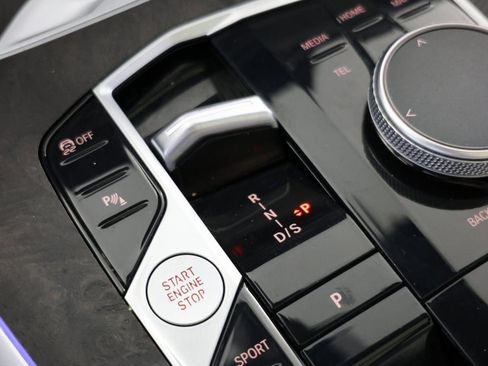 Used 2023 BMW X7 xDrive40i w/ M Sport Package image 6