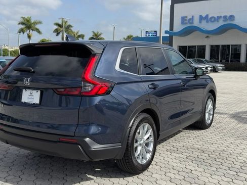 Used 2025 Honda CR-V EX image 12