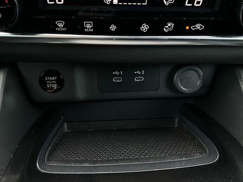 Used 2025 Nissan Rogue SV image 25