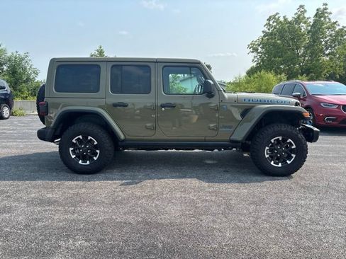 Used 2025 Jeep Wrangler Unlimited Rubicon 4xe AWD/4WD image 7