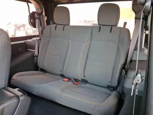 Used 2024 Jeep Wrangler Sport AWD/4WD image 29