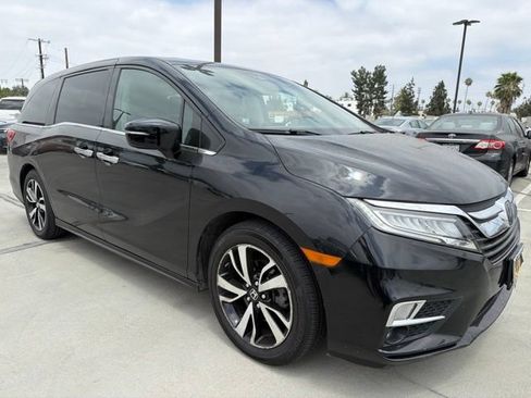 Used 2019 Honda Odyssey Elite image 1