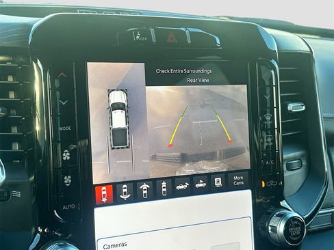 Used 2024 RAM 2500 Limited image 14